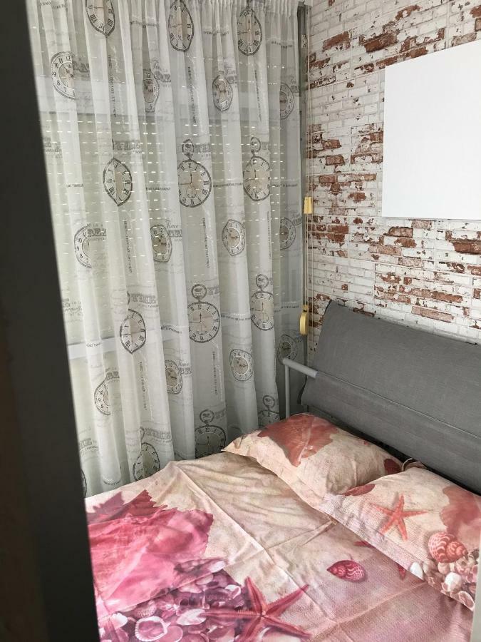 Fiesta Apartment *